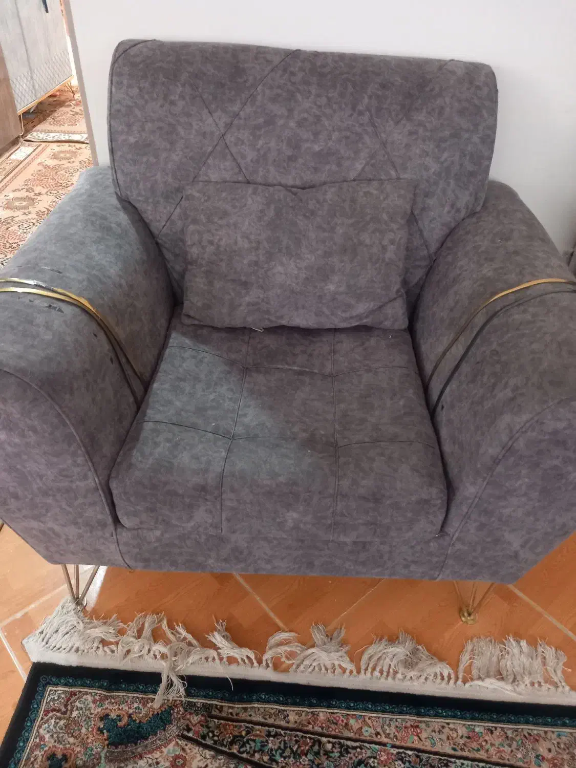 مبل راحتی در حد|مبلمان خانگی و میز عسلی|اراک, |دیوار