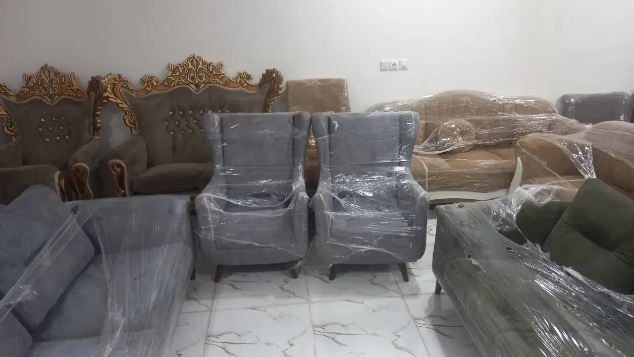 قیمت از ۱۰ میلیون تا ۱۸ میلیون|مبلمان خانگی و میز عسلی|باغ ملک, |دیوار