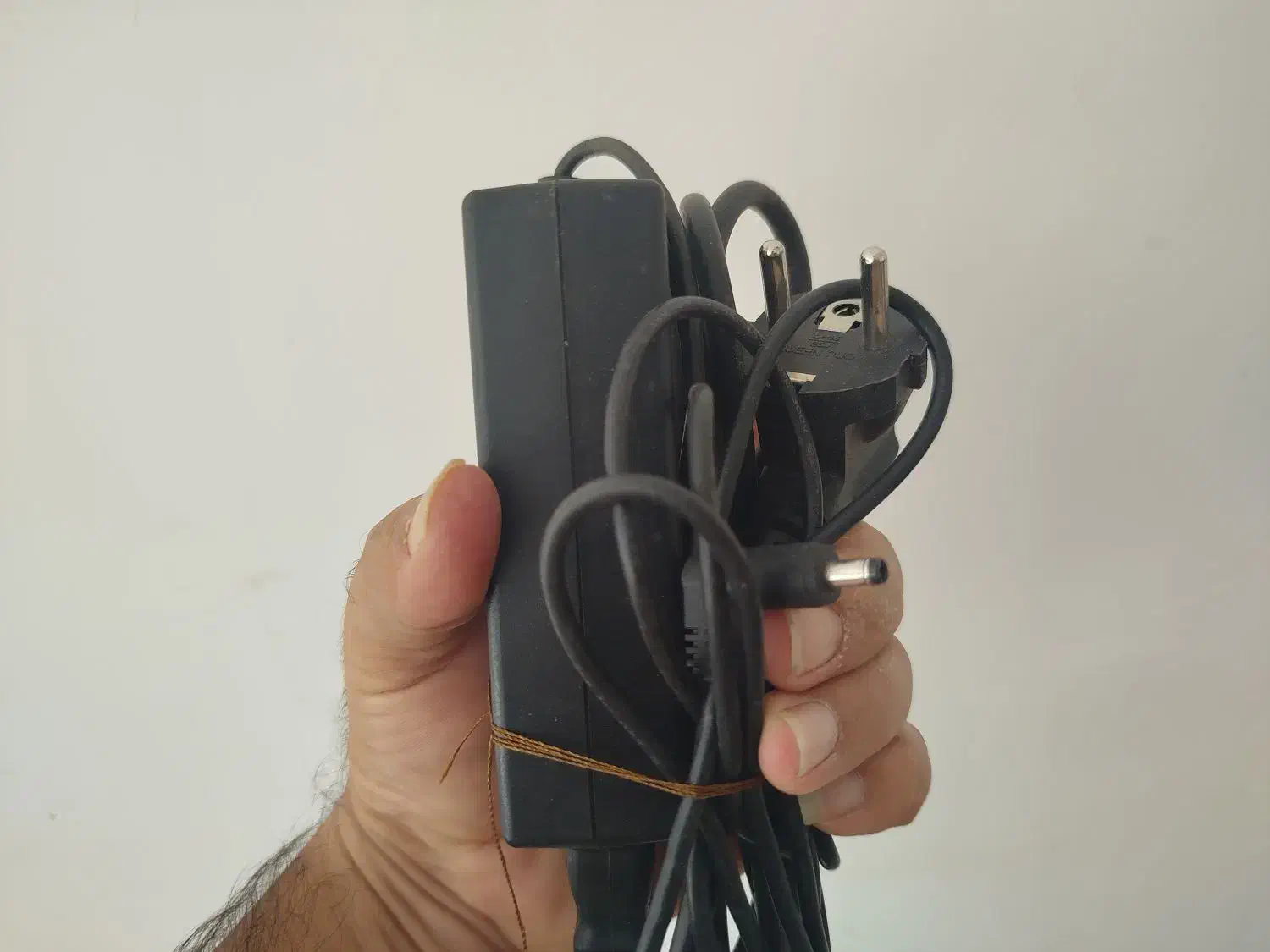 اداپتور ۹ ولت|قطعات و لوازم جانبی رایانه|گلبهار, شهر جدید گلبهار|دیوار