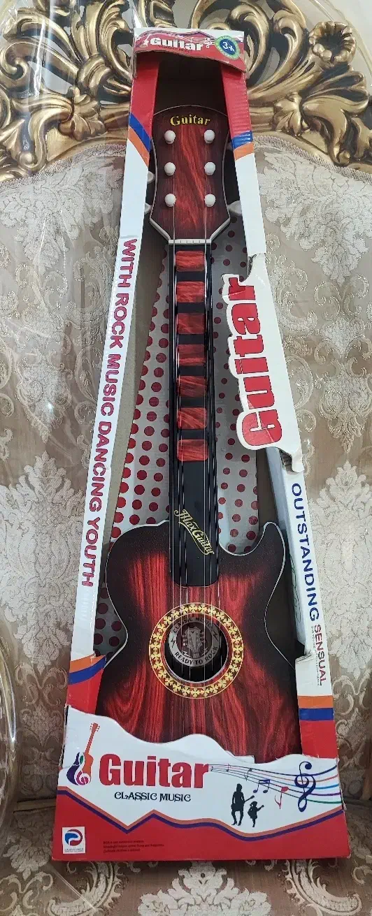 گیتار اسباب بازی|اسباب‌بازی بچه|قم, امامزاده ابراهیم|دیوار