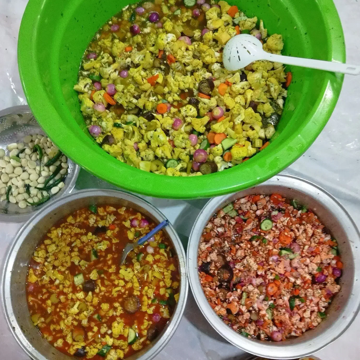 محصولات درجه یک تصمین کیفیت|خوردنی و آشامیدنی|تهران, بیسیم|دیوار