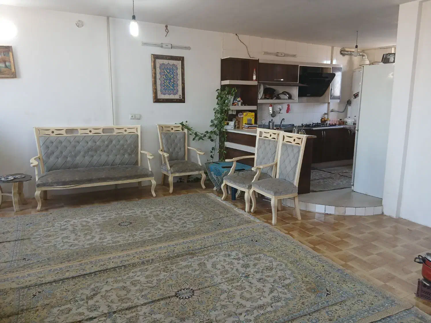 طبقه دوم خانه ۲ خواب خ رباط شهید شیرانی|اجارهٔ آپارتمان|اصفهان, برزان|دیوار