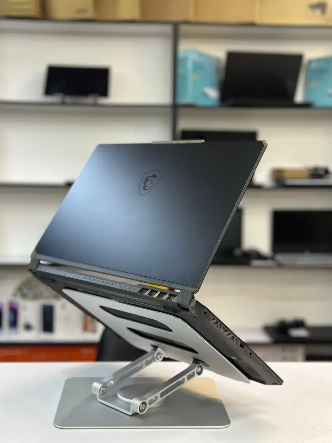 msi cyborg / لپتاپ ام اس ا / لپتاپ گیمینگ /rtx4060|رایانه همراه|اصفهان, درب کوشک|دیوار