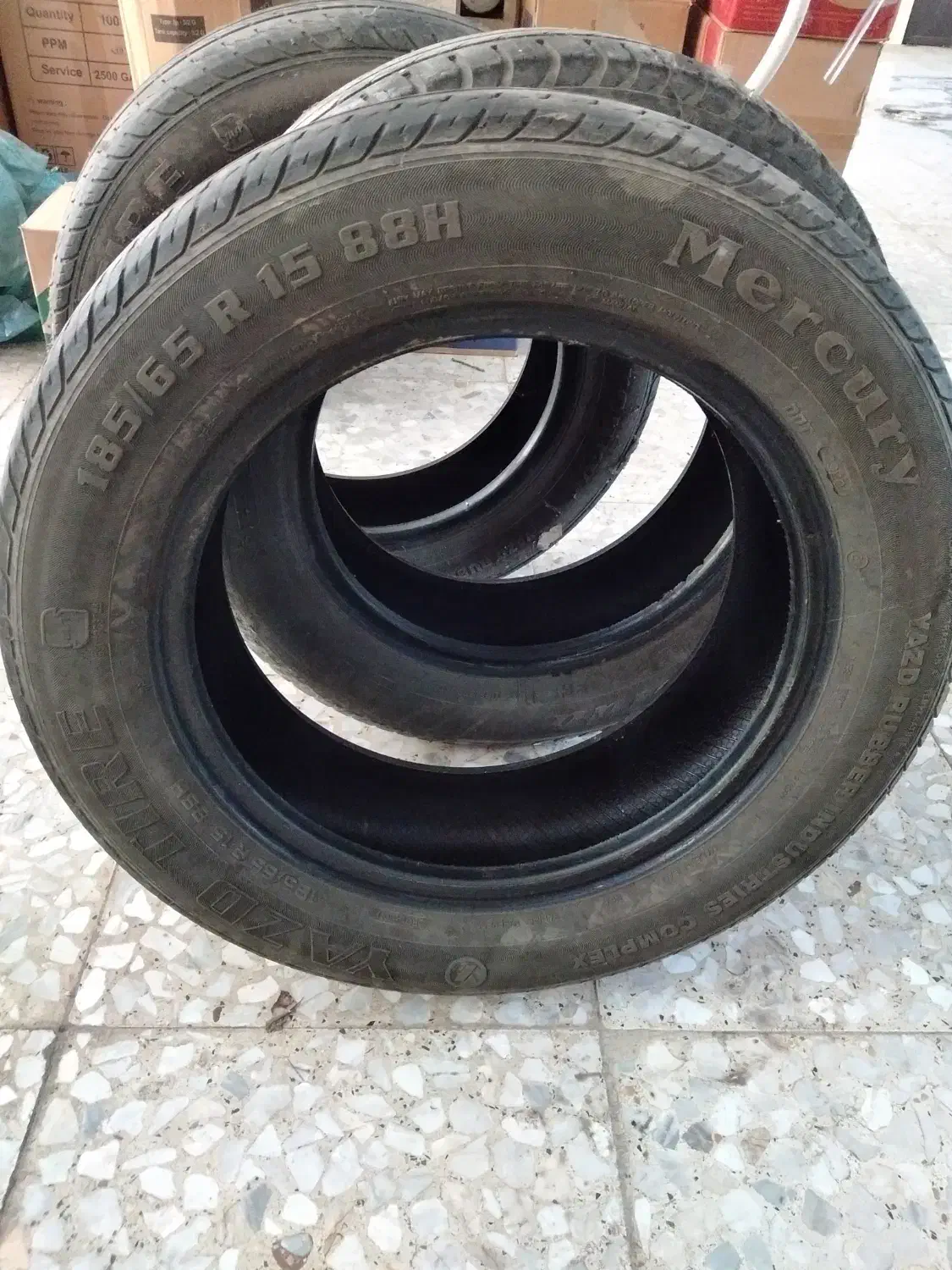 لاستیکL 90 کار کرده|قطعات یدکی و لوازم جانبی|رشت, لاکانی|دیوار