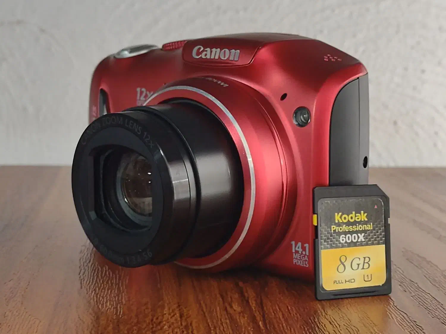 دوربین عکاسی و فیلمبرداریcanon Canon|دوربین عکاسی و فیلم‌برداری|ساری, |دیوار