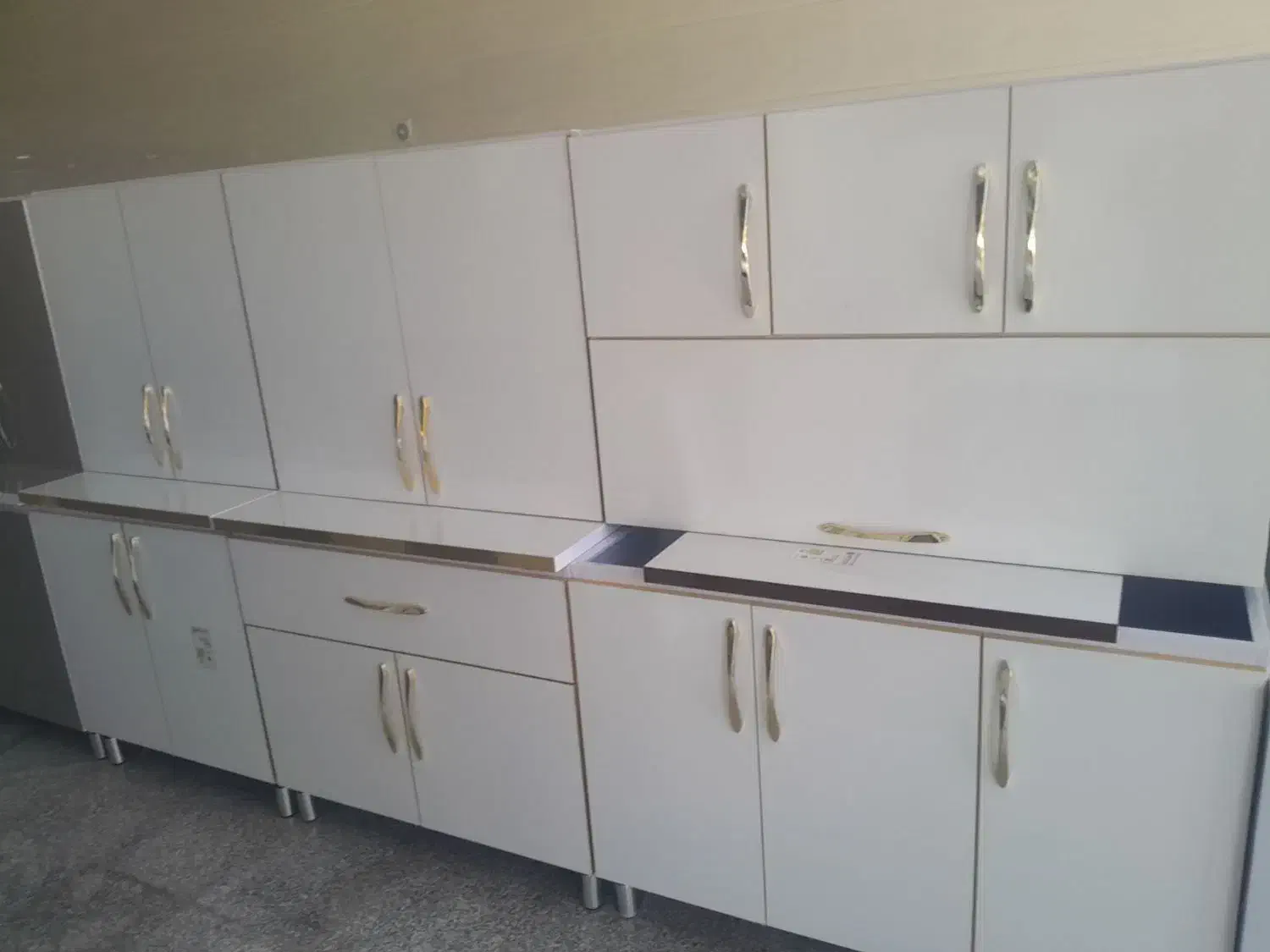 نصاب کابینت|خدمات پیشه و مهارت|بروجرد, |دیوار