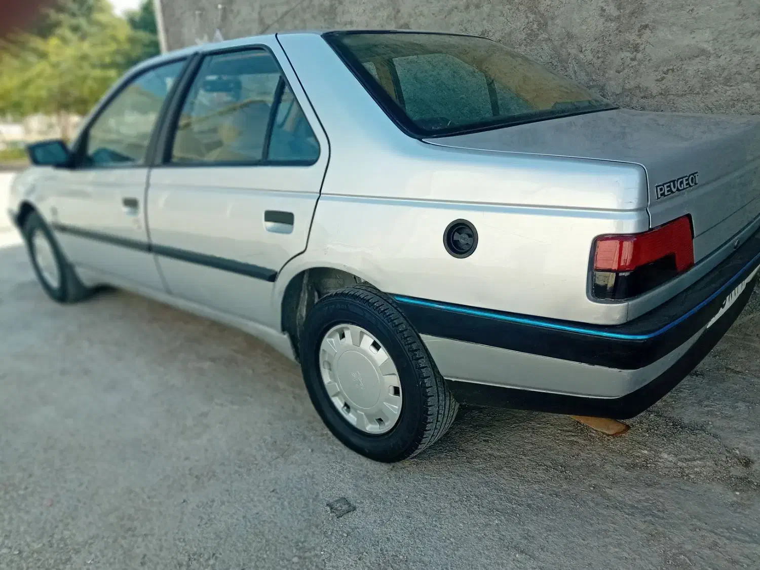 پژو۴۰۵|خودرو سواری و وانت|شوشتر, |دیوار