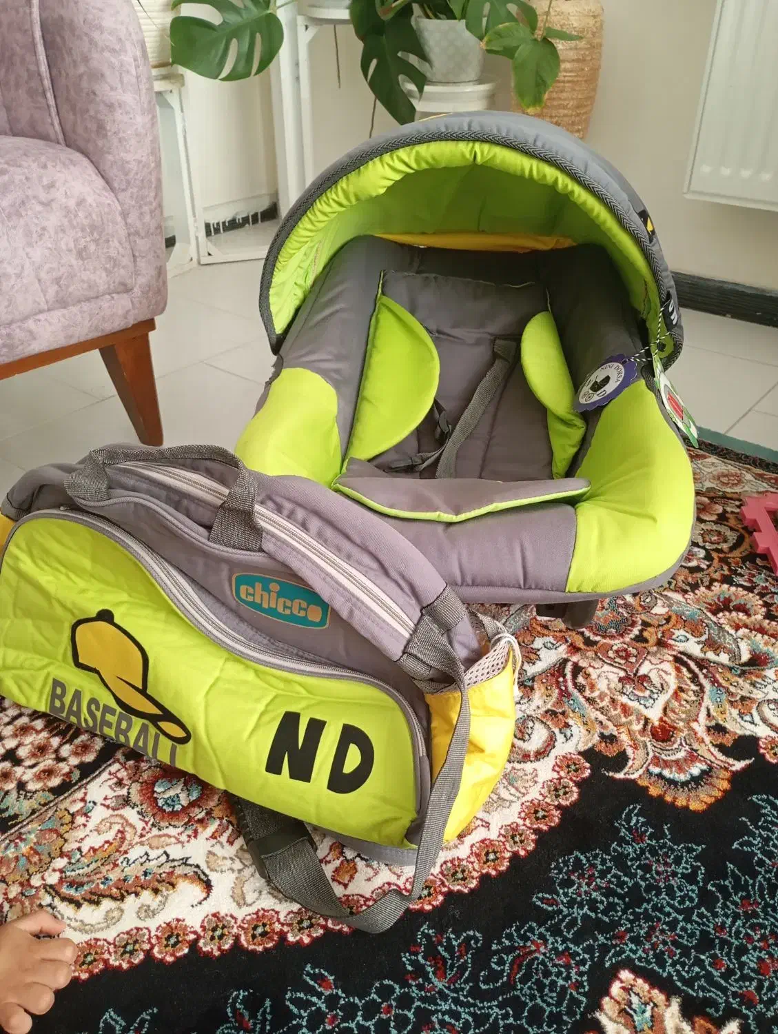 کریروکیف چیکو|کالسکه و لوازم جانبی|گلبهار, شهر جدید گلبهار|دیوار