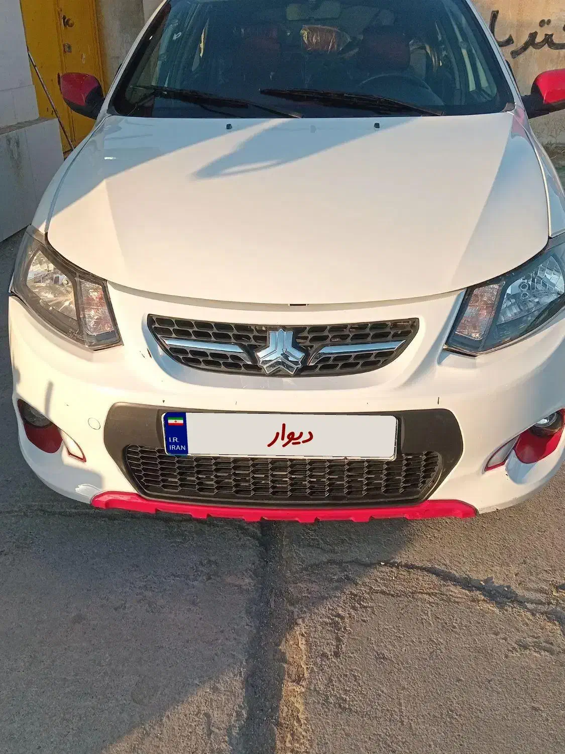 کوییک R ۱۴۰۱|خودرو سواری و وانت|شیراز, مسلم|دیوار