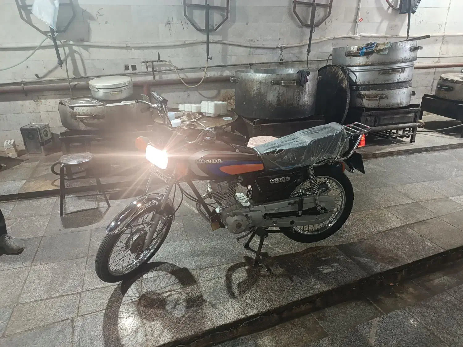 موتور سیکلت مدل ۸۸ تمیز به شرط|موتورسیکلت|مشهد, رضاییه|دیوار