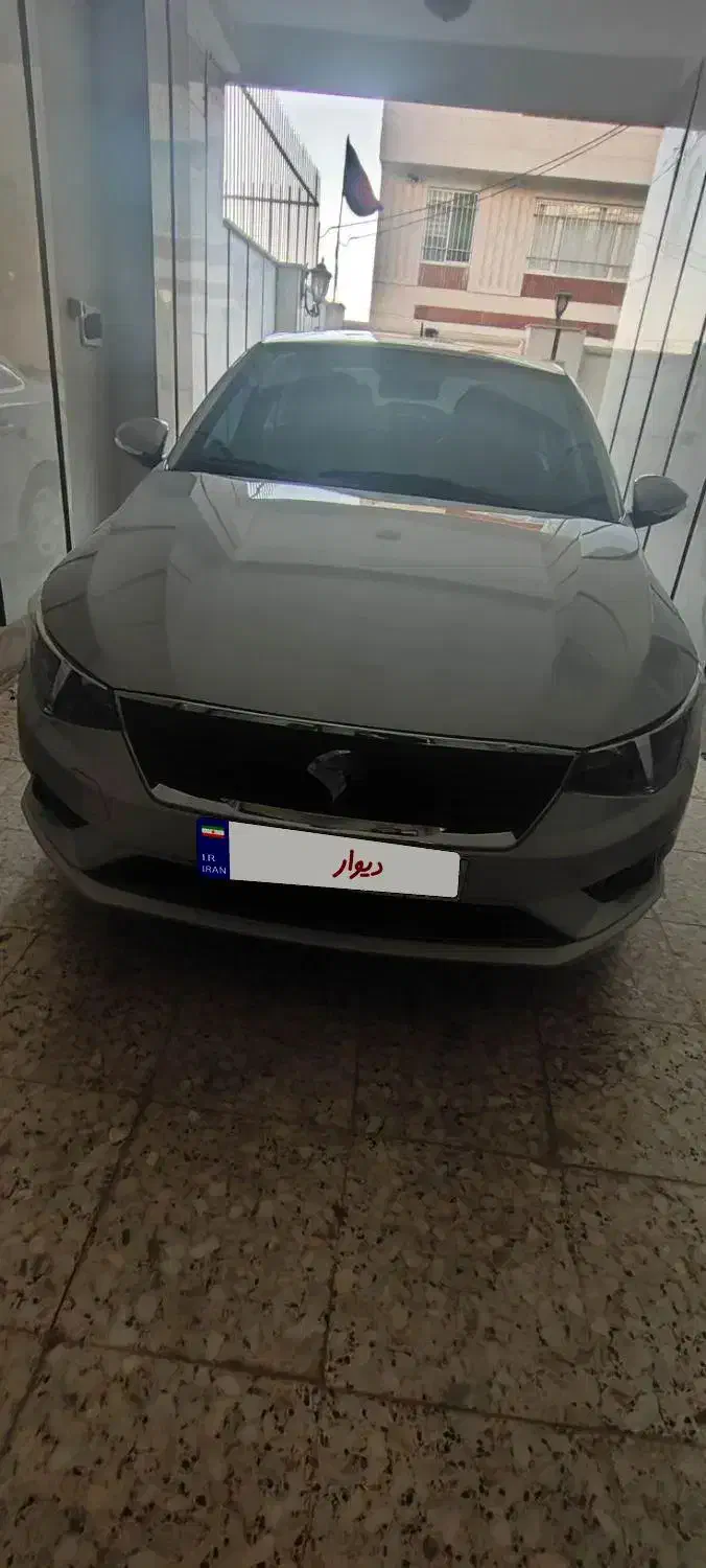 تارا نقره ای 1402|خودرو سواری و وانت|قزوین, |دیوار