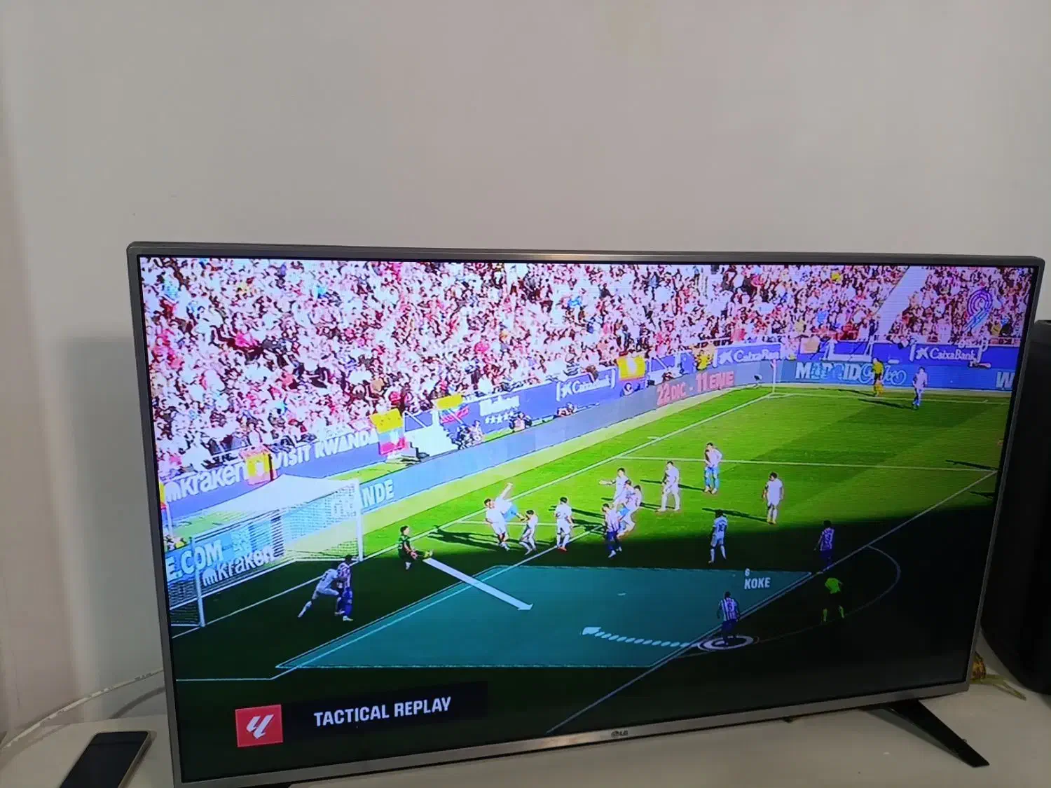 تلویزیون 49 اینج الجی LG|تلویزیون و پروژکتور|قشم, |دیوار