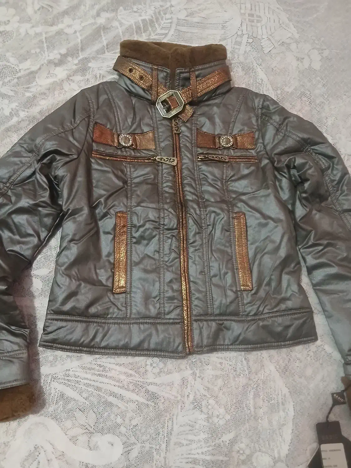 حراج کاپشن زنانه|لباس|گلبهار, شهر جدید گلبهار|دیوار