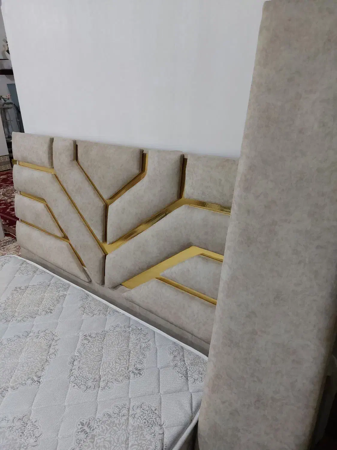 تخت دو نفره و تشک رویال با ضمانت ۱۰ ساله|تخت و سرویس خواب|مراغه, |دیوار