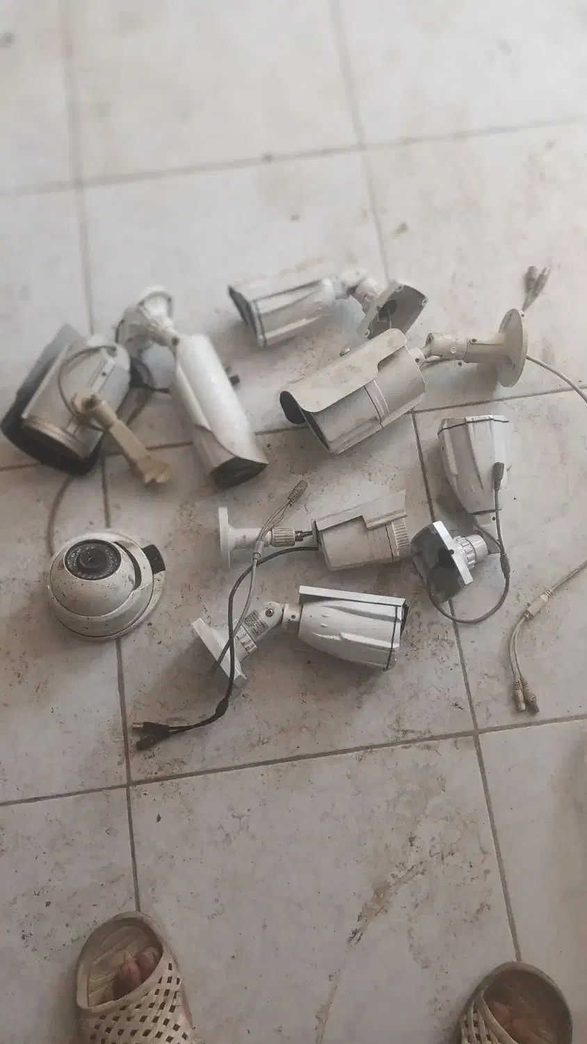 دوربین وادابتور غیره|دوربین مداربسته|بومهن, |دیوار