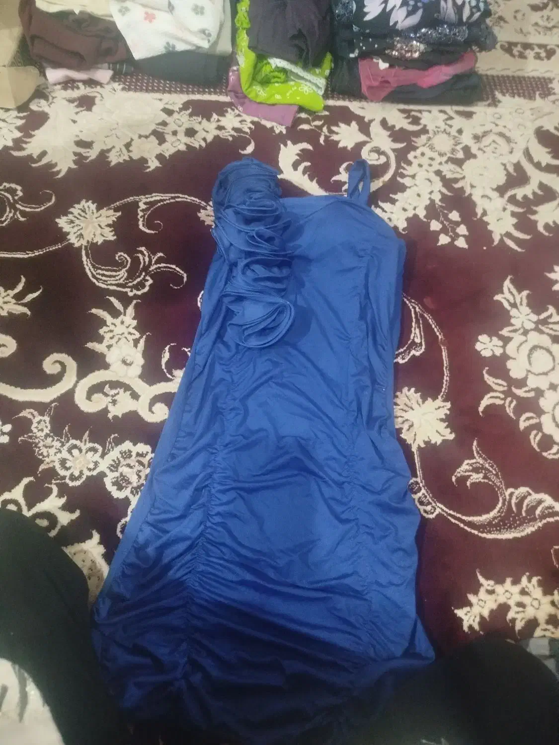 لباس|لباس|شاهین‌شهر, گزبرخوار|دیوار