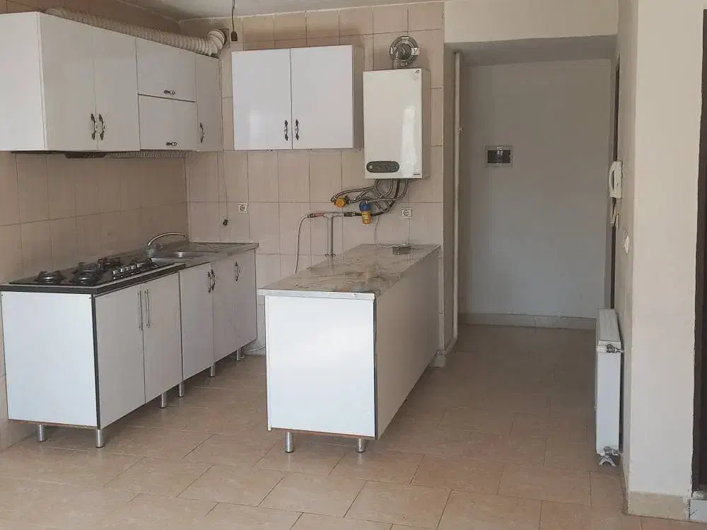 آپارتمان 75 متری شهرک ارم تخلیه|اجارهٔ آپارتمان|هشتگرد, شهرک ارم شرقی|دیوار