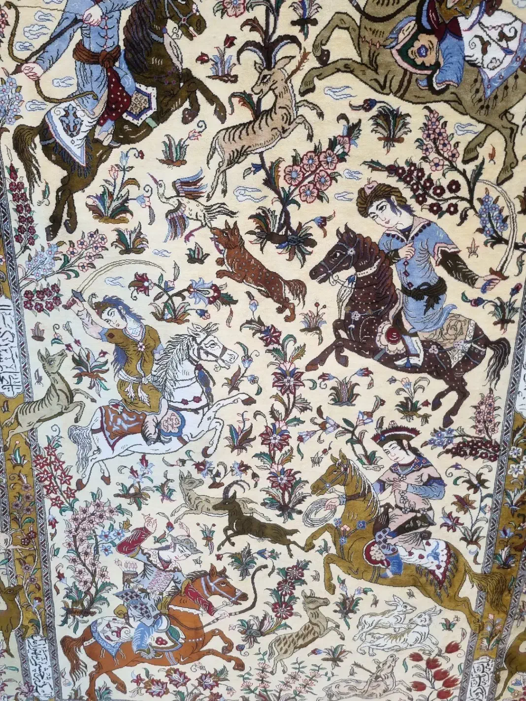 قالیچه 3 متری تمام ابریشم قم شکارگاه|فرش|کرج, عظیمیه|دیوار