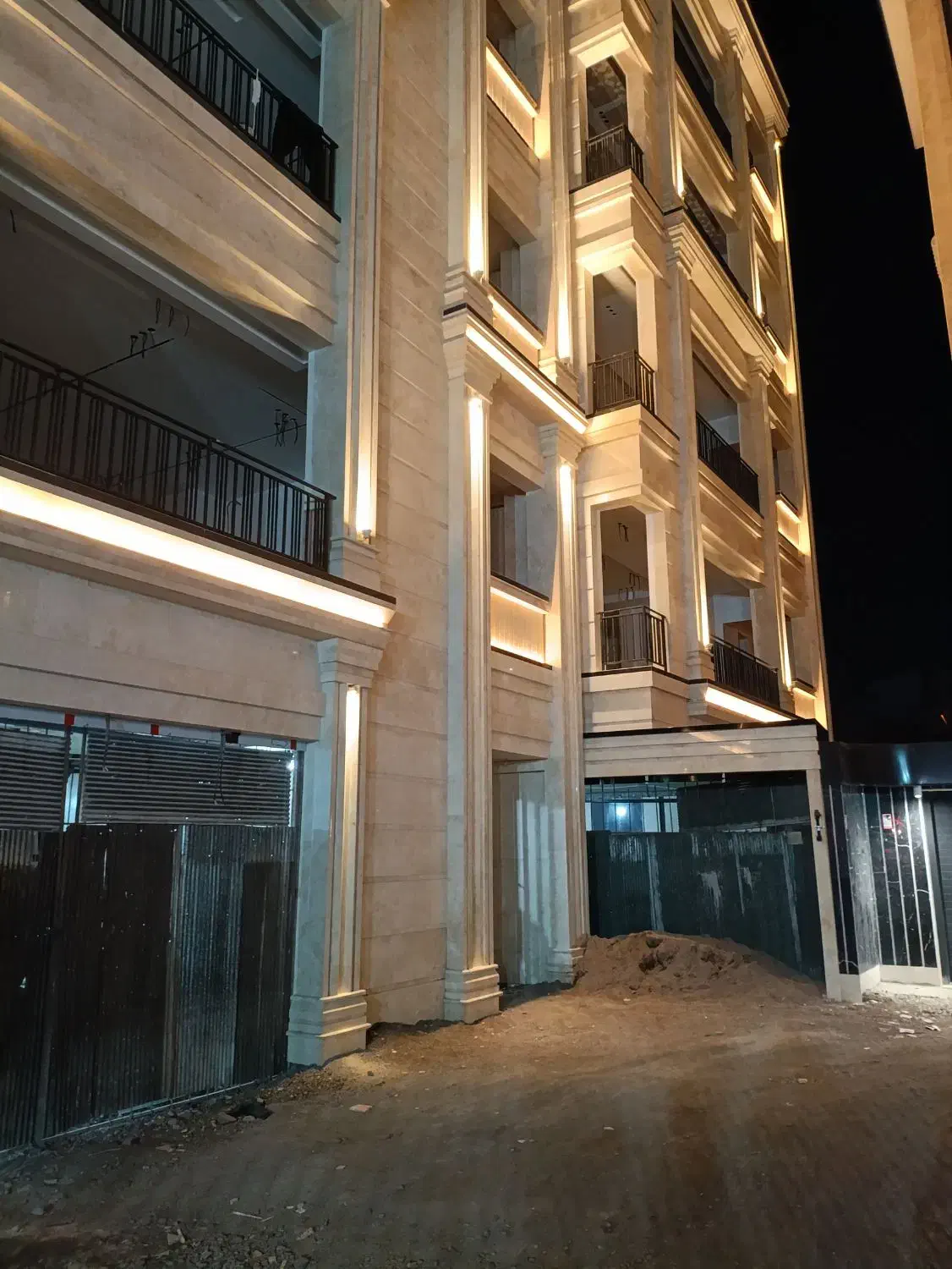 سنگ کاری یاران|استخدام معماری، عمران و ساختمانی|رشت, یخسازی|دیوار