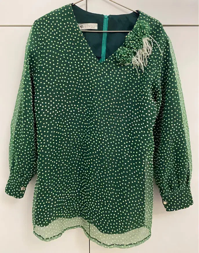 شومیز مجلسی|لباس|میانه, |دیوار