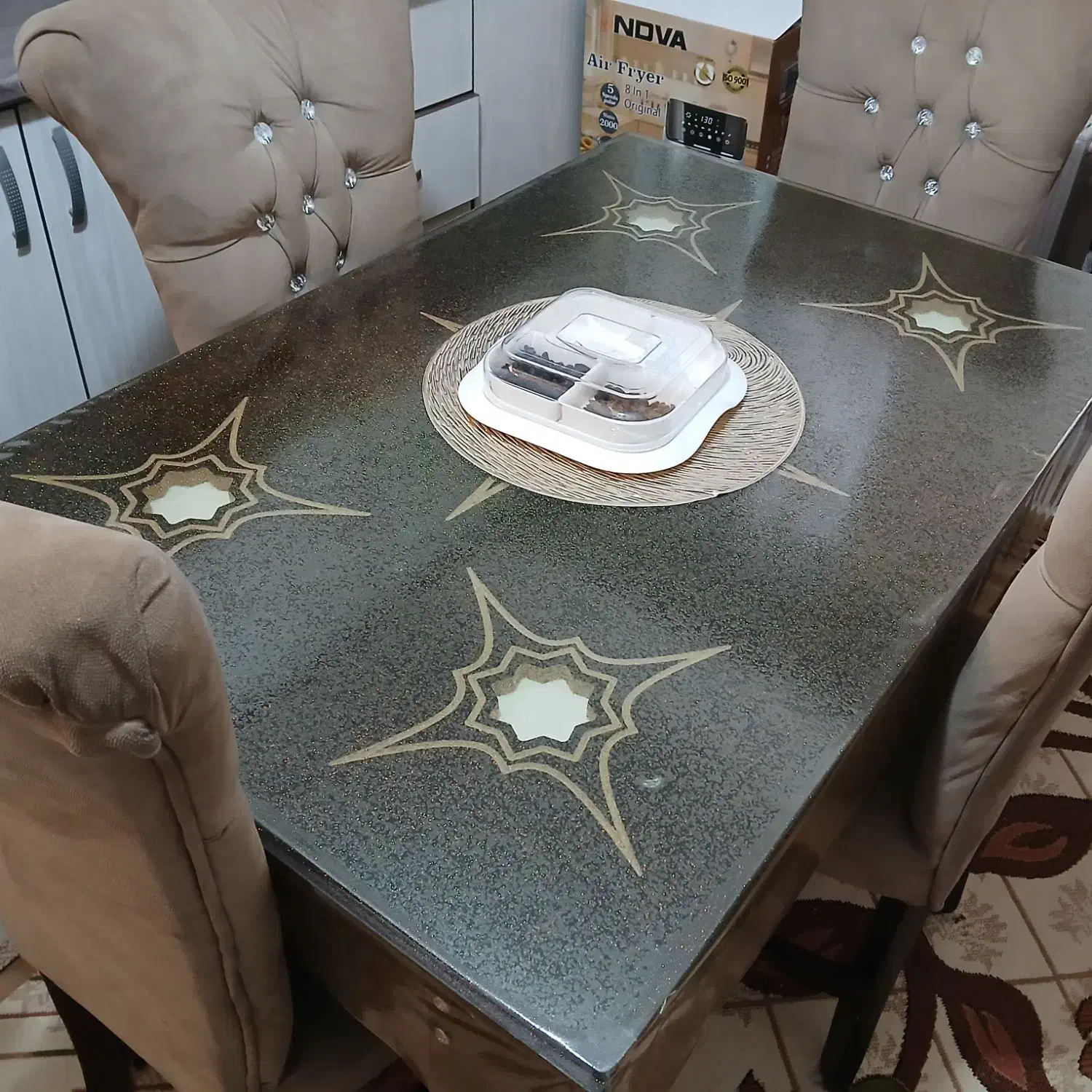 ناهارخوری|میز و صندلی غذاخوری|گلپایگان, |دیوار