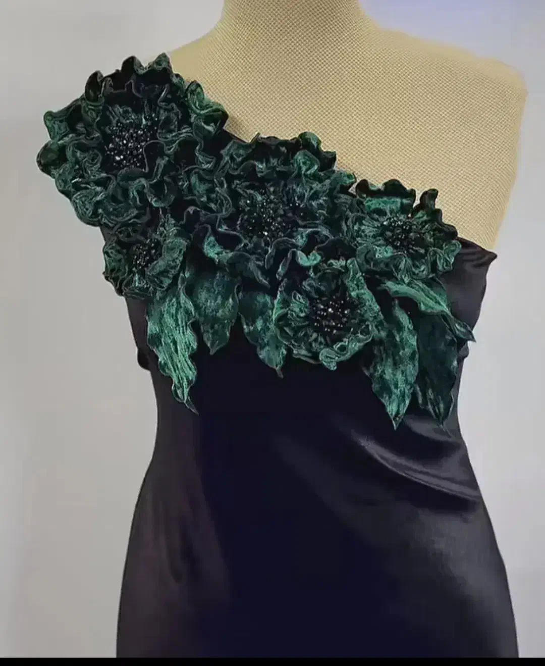 گلهای کریشه خاص|حراج|مرند, |دیوار