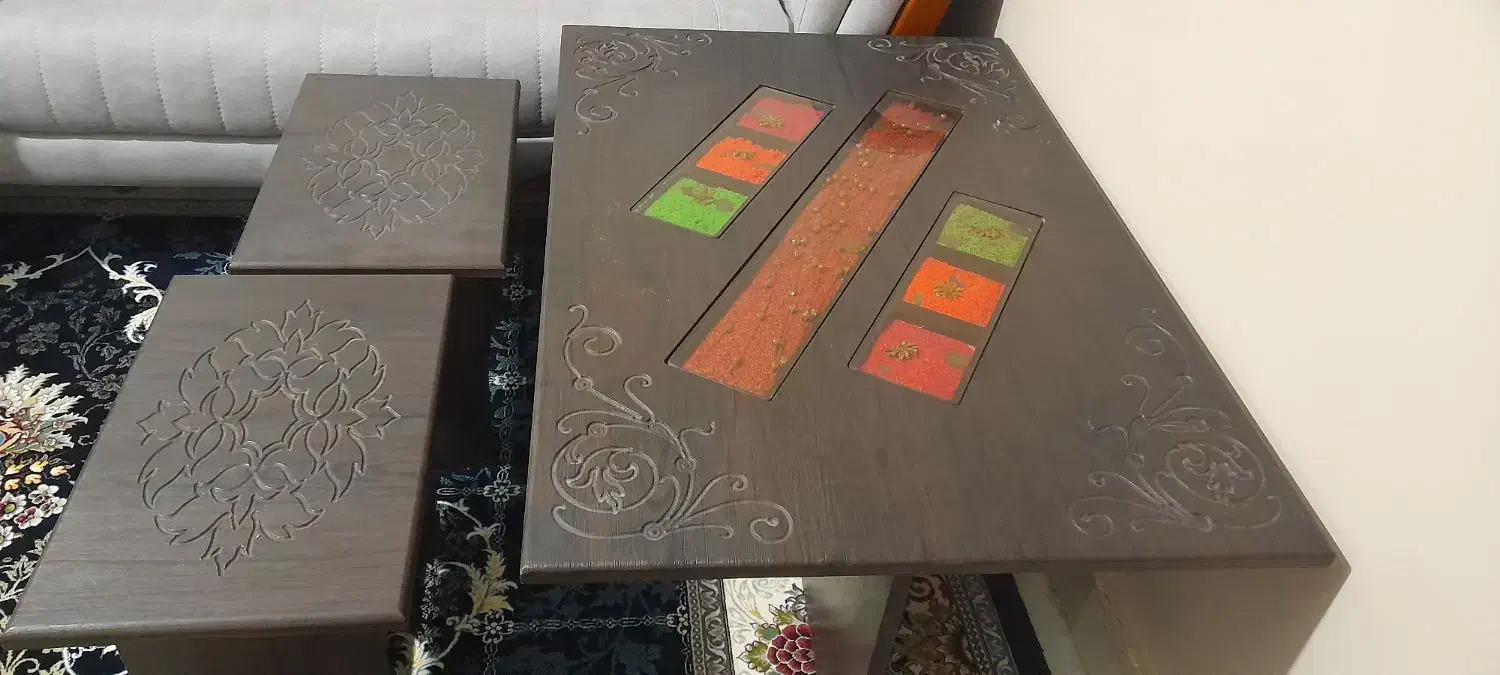 میز بزرگ با ۴تا عسلی|مبلمان خانگی و میز عسلی|بروجرد, |دیوار