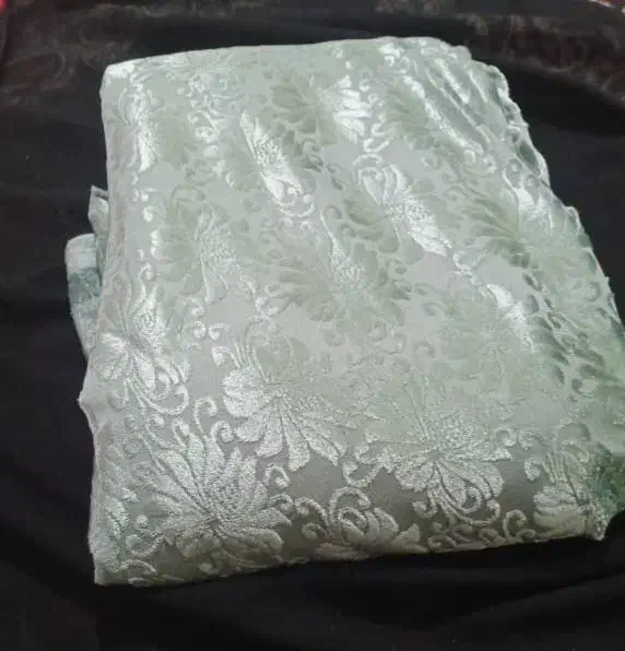 پارچه|لباس|قم, آذر (نکویی)|دیوار