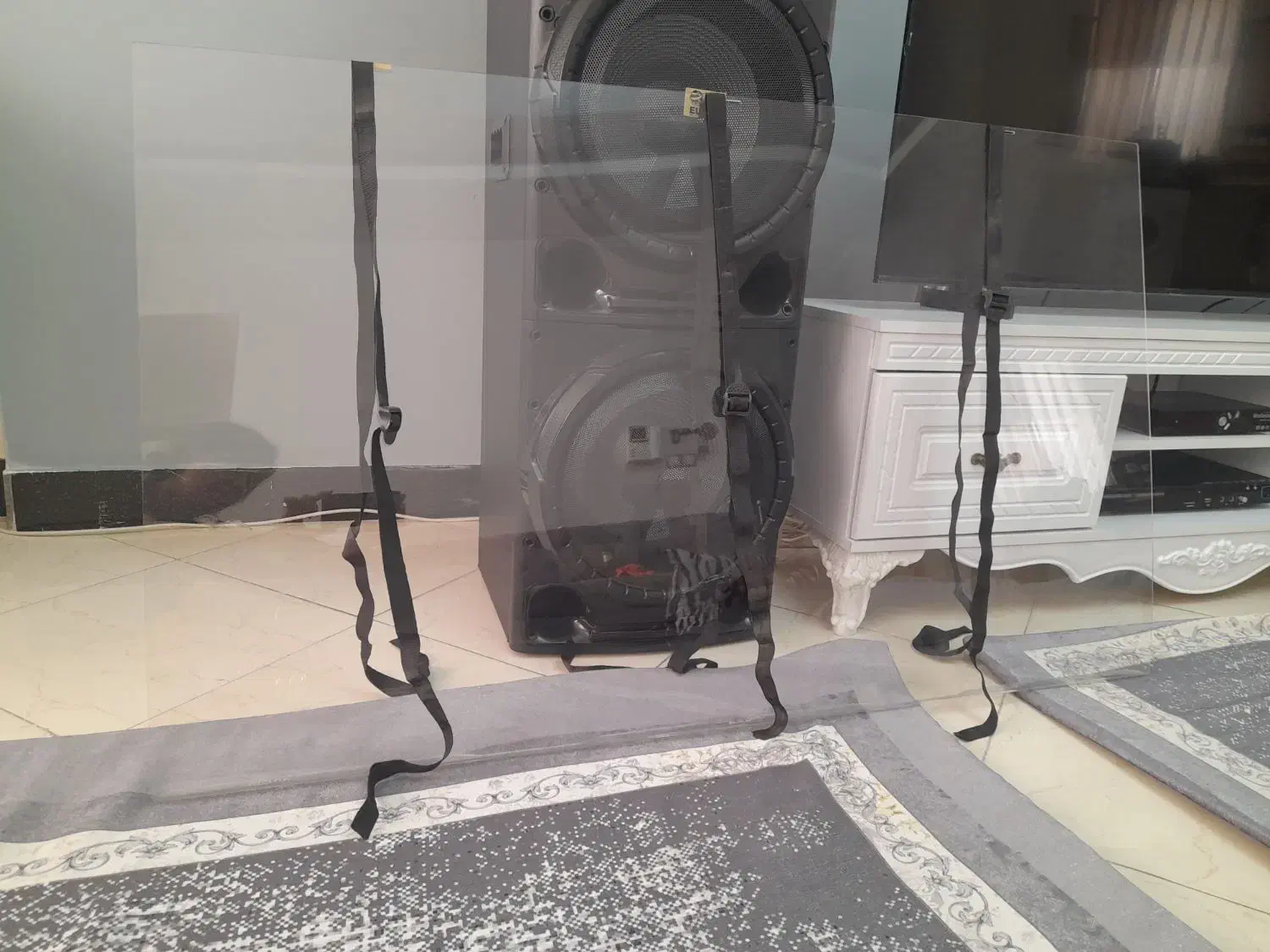 محافظ تلوزیون ۵۵ اینچ|تلویزیون و پروژکتور|اراک, |دیوار