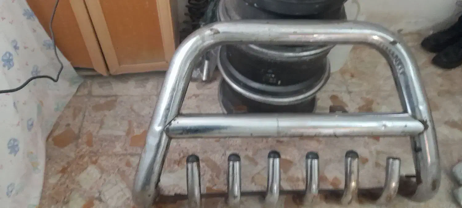 گارد|موتورسیکلت|باسمنج, |دیوار