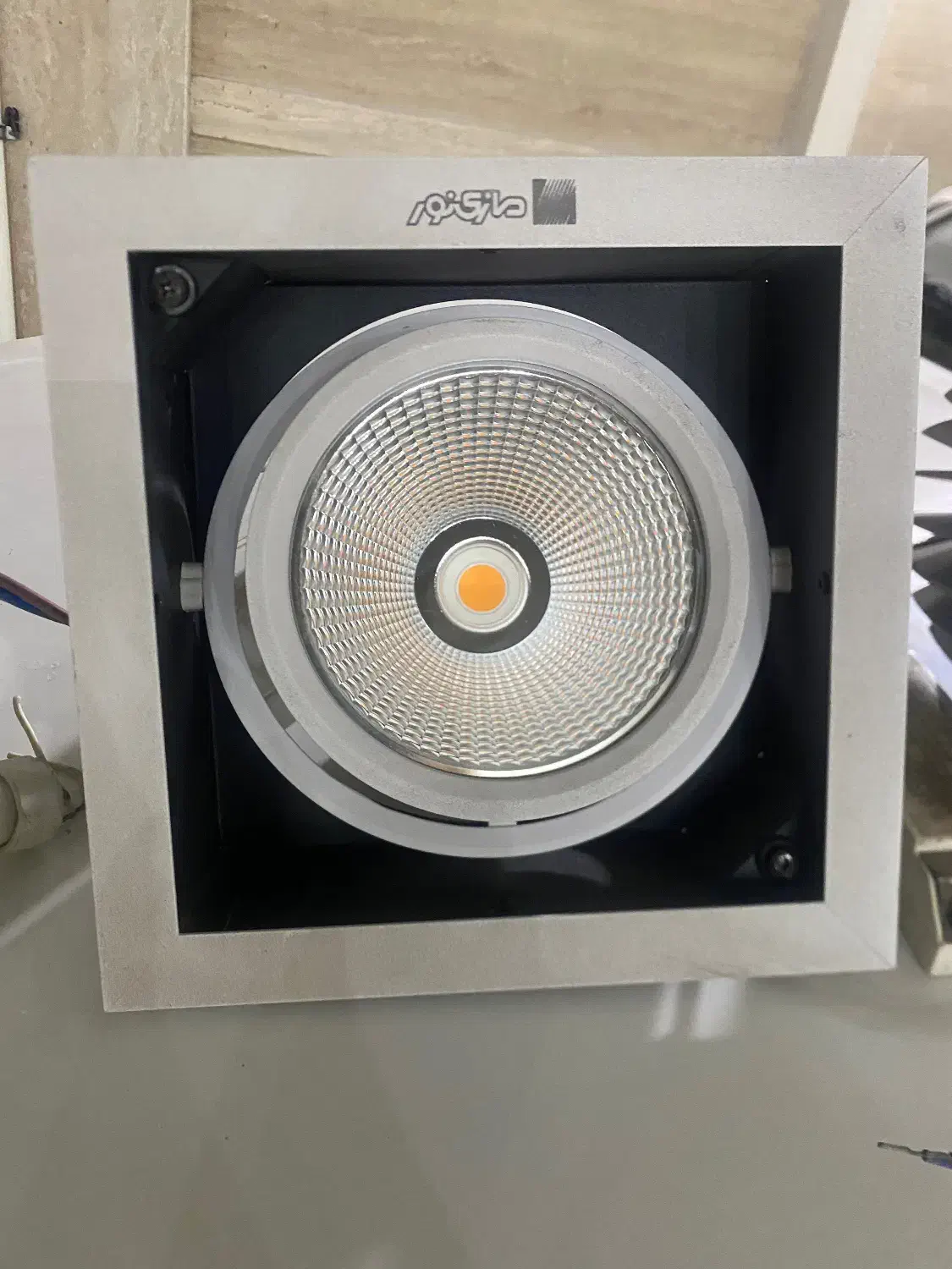 هالوژن تو کار|لوستر و چراغ آویز|بندرعباس, |دیوار