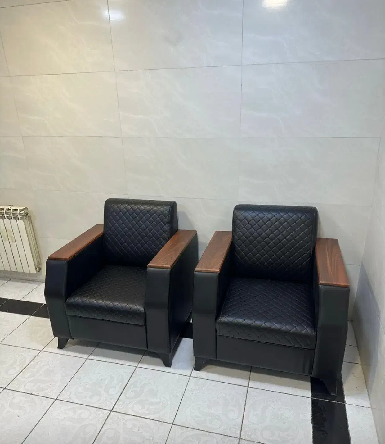 میز اداری و دو عدد مبل|مبلمان اداری|تهران, صادقیه|دیوار