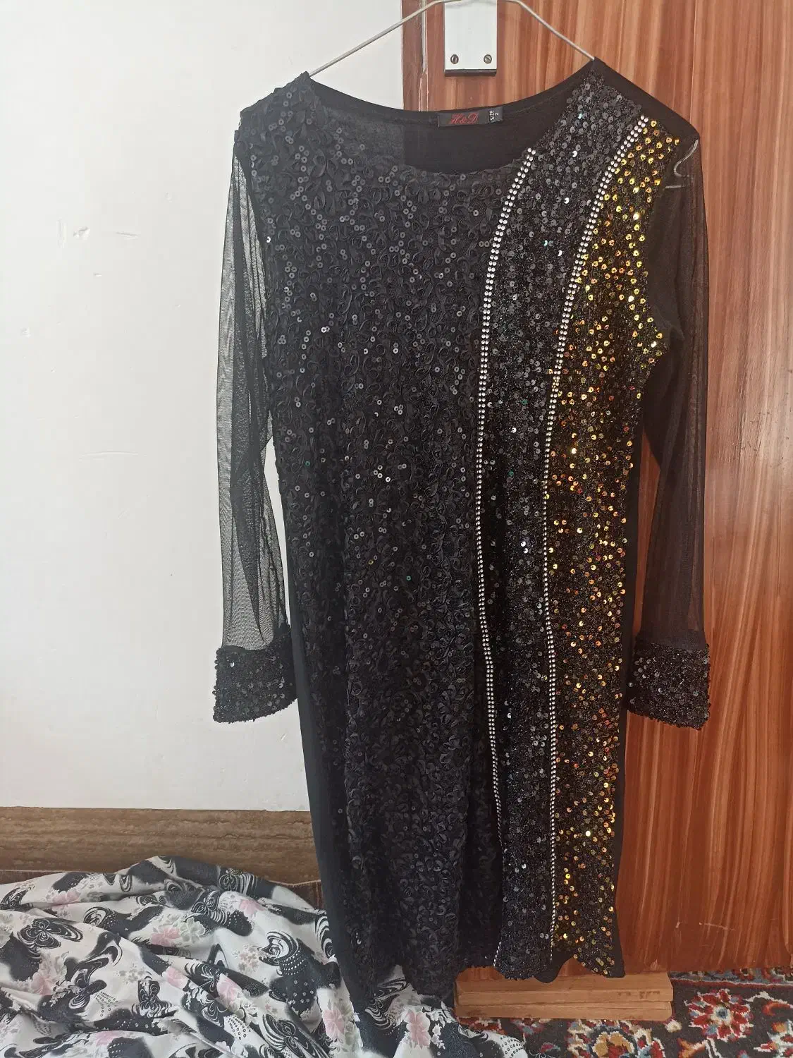 مجلسی|لباس|یزد, |دیوار