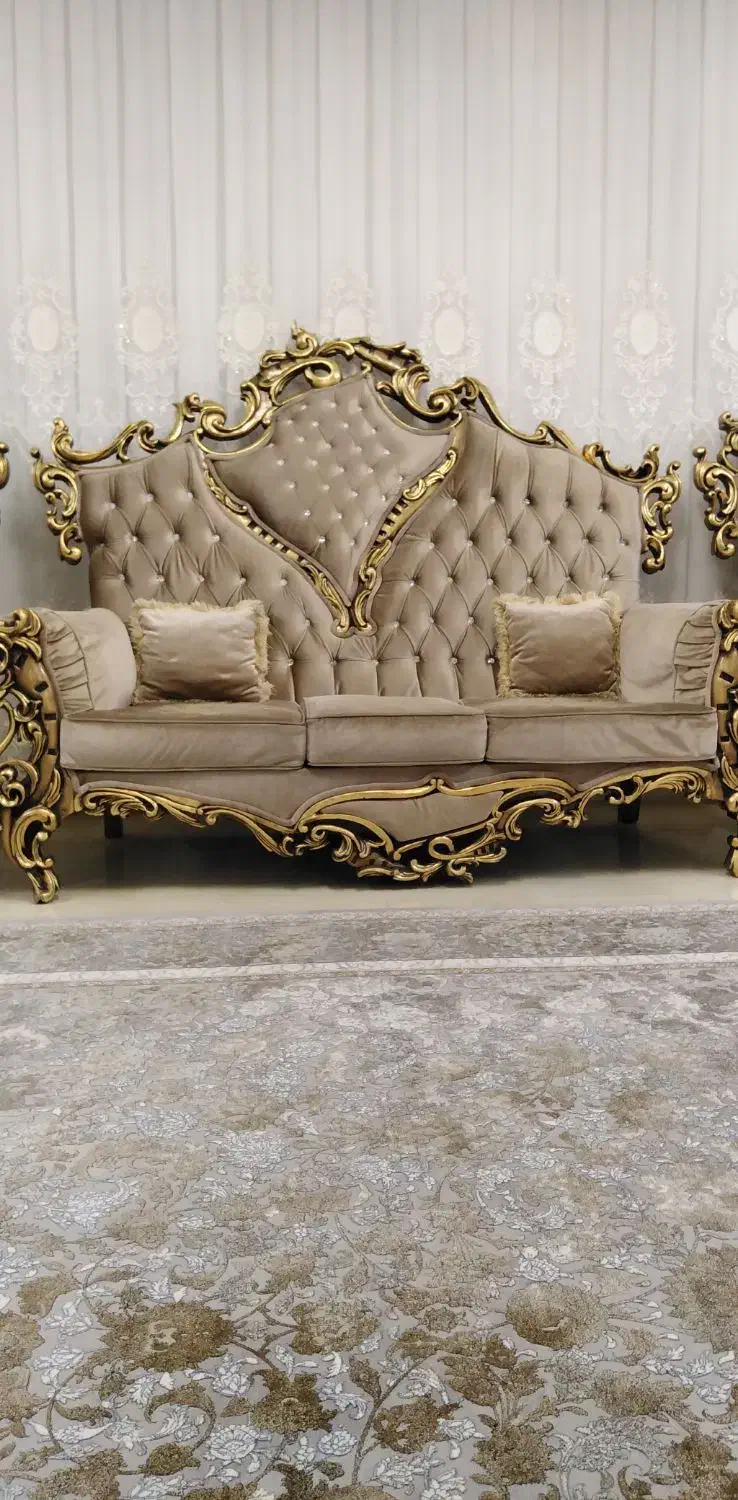 مبلمان سلطنتی 7نفره شیک تمام چوب ومیز|مبلمان خانگی و میز عسلی|قم, هفت تیر|دیوار