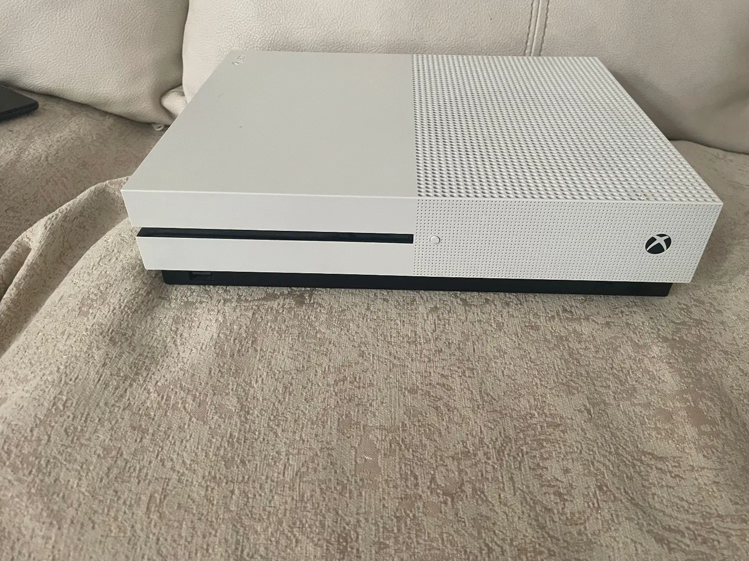 XBOX one s|کنسول، بازی ویدئویی و آنلاین|رباط‌کریم, نصیرشهر|دیوار