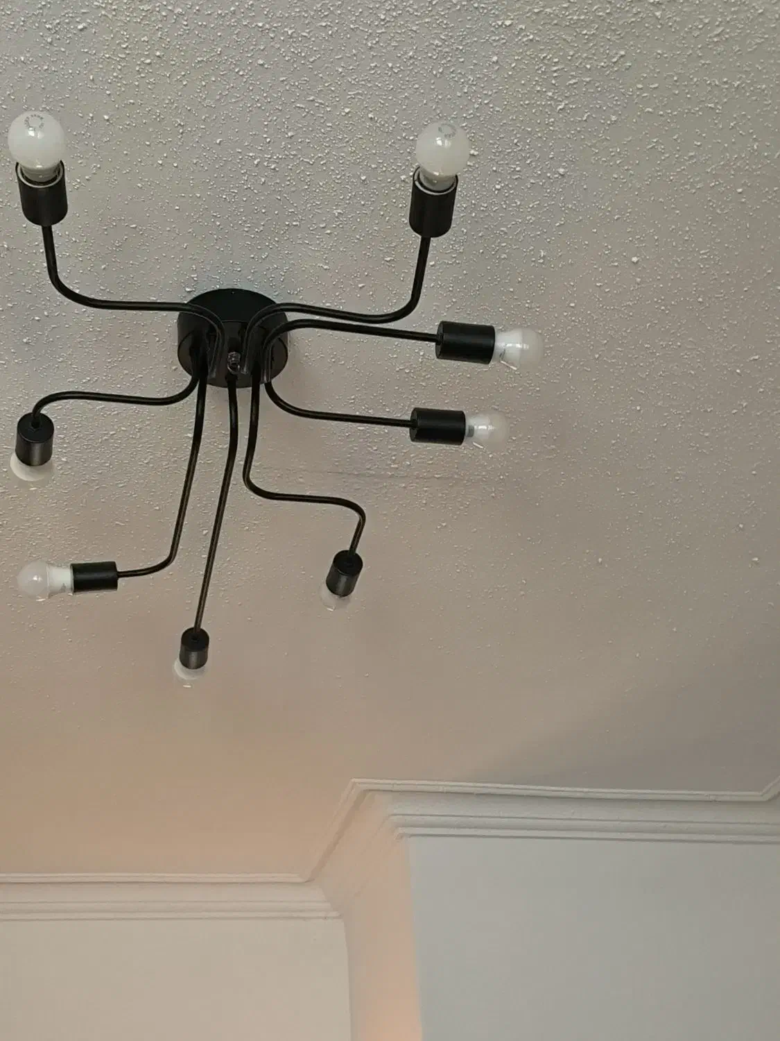 لوستر سقفی 8 شاخه|لوستر و چراغ آویز|رشت, سعدی (تختی)|دیوار