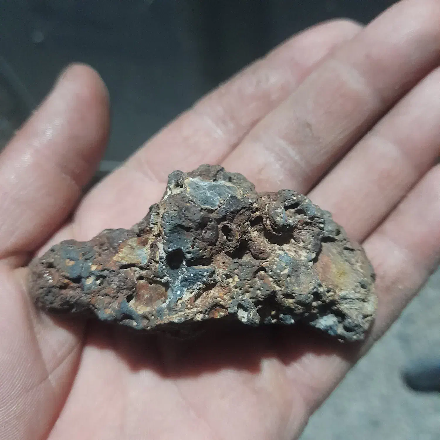 شهاب سنگ واقعی|کلکسیون اشیاء عتیقه|یاسوج, |دیوار