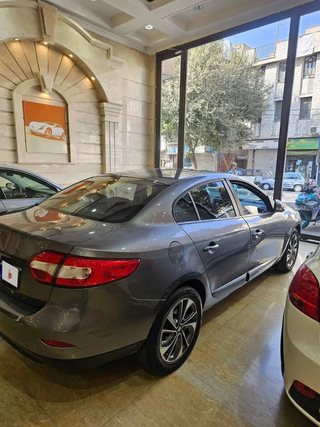 فروشی|خودرو سواری و وانت|تهران, مقدم|دیوار