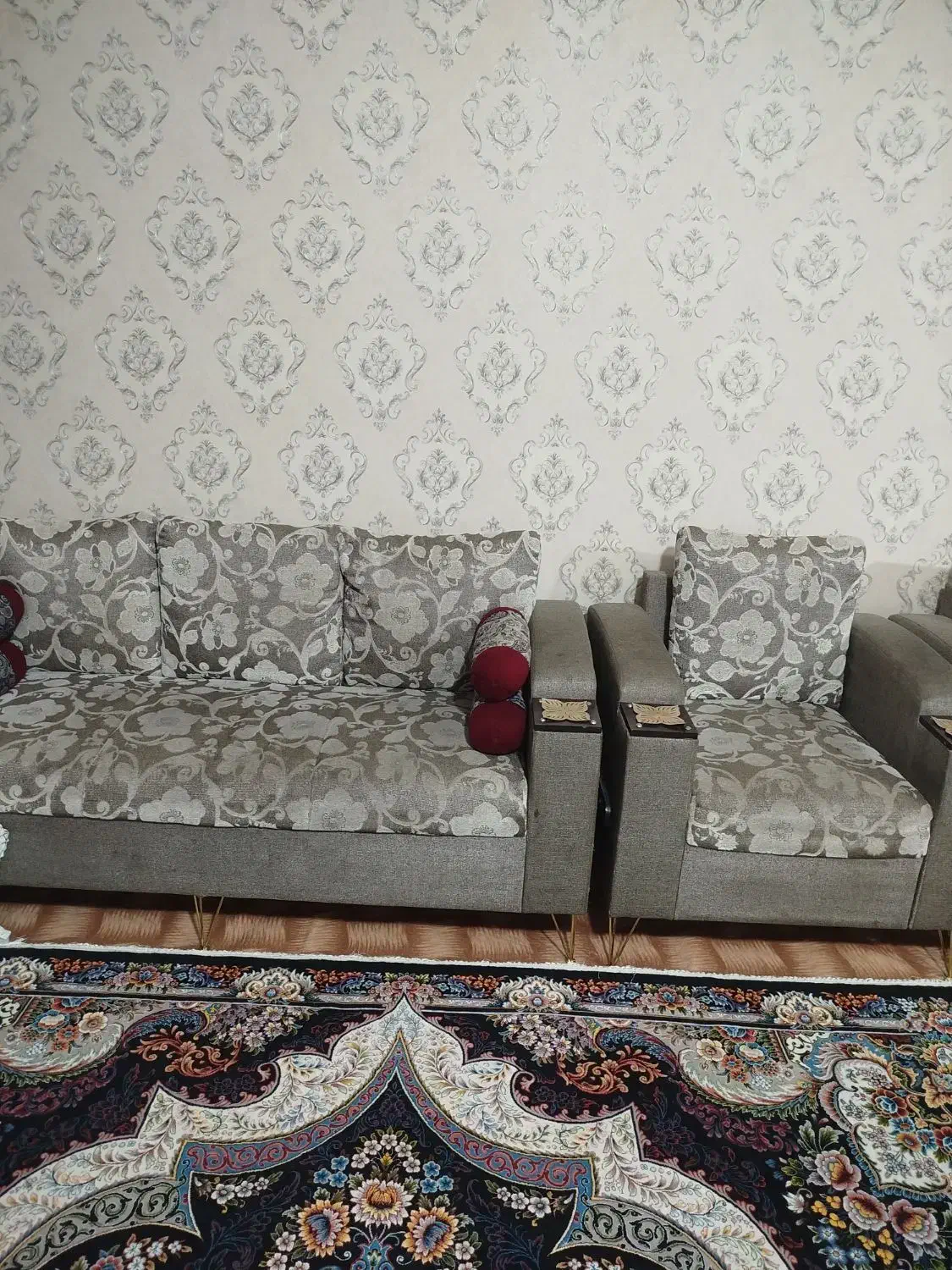 مبل راحتی|مبلمان خانگی و میز عسلی|اهر, |دیوار