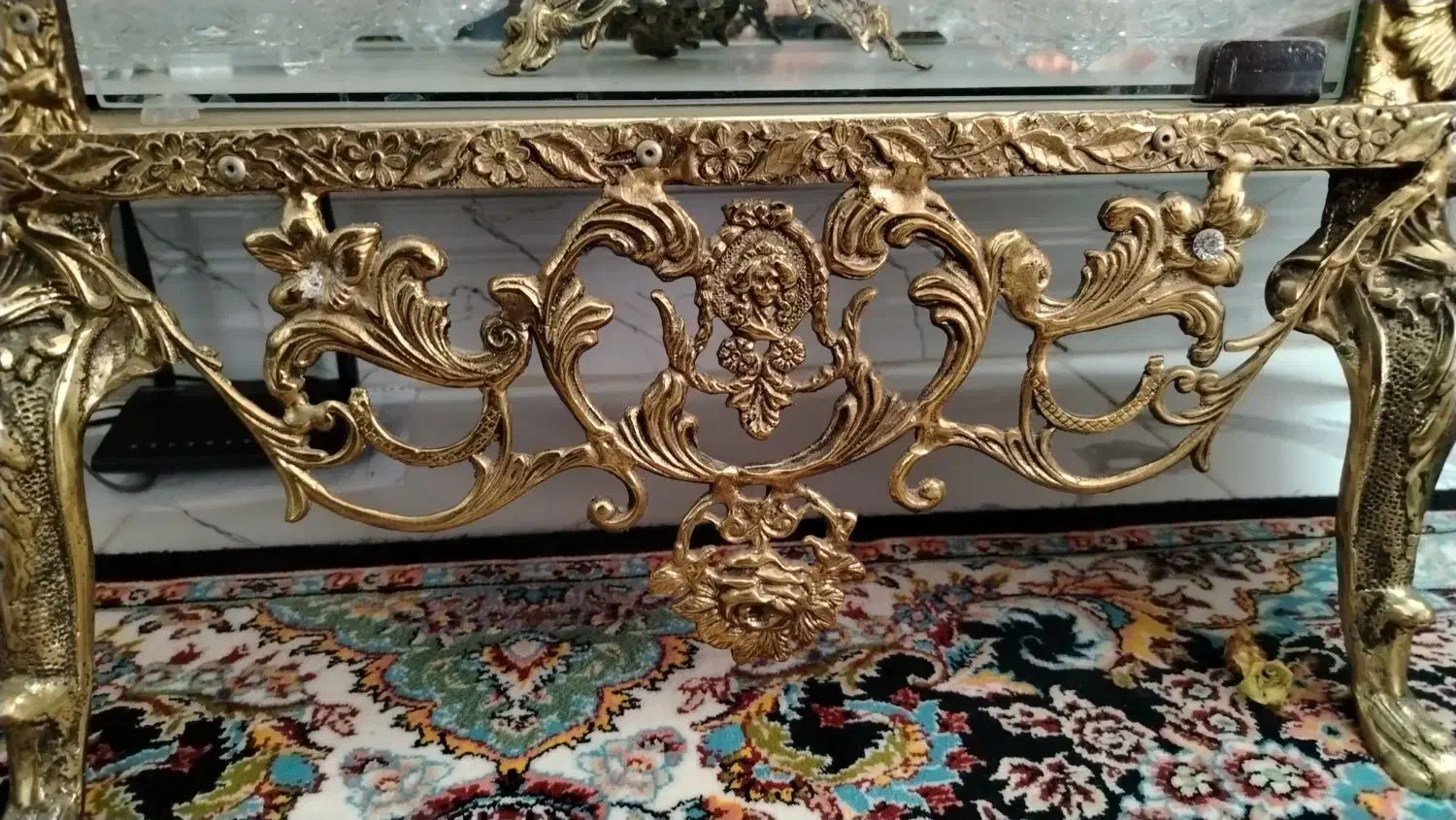 میز تلویزیون وکنسول نو برنز،به علت تغییر دکوراسیون|بوفه، ویترین، کنسول|قم, نیروگاه|دیوار