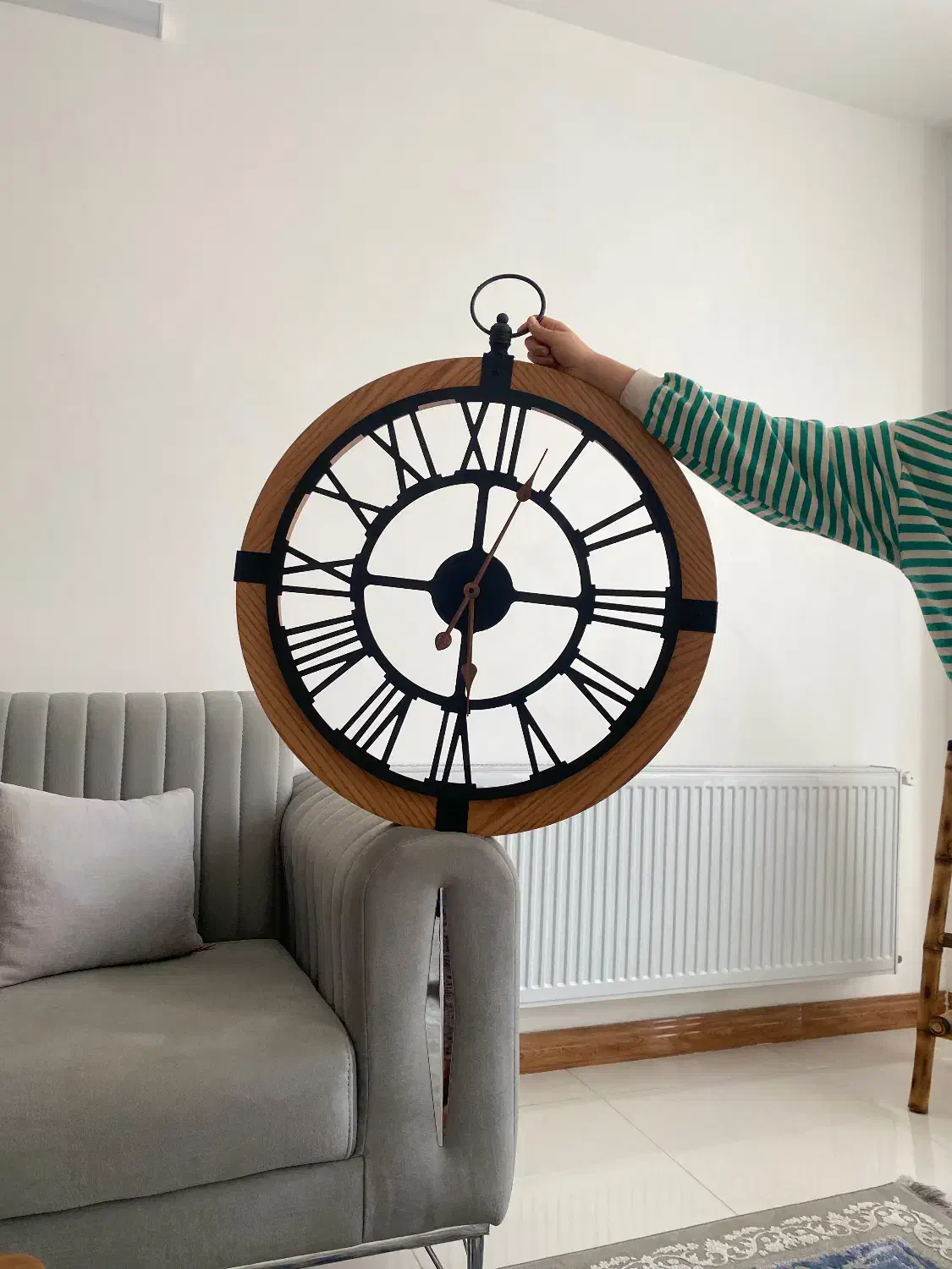 ساعت دیواری|ساعت دیواری و تزئینی|شیروان (خراسان), |دیوار