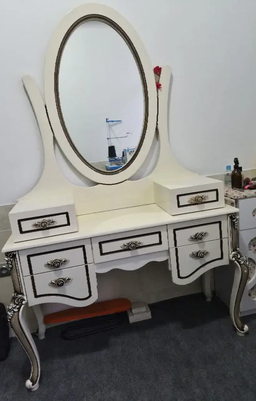 میز ارایش|جاکفشی، کمد، دراور|قم, ولیعصر|دیوار