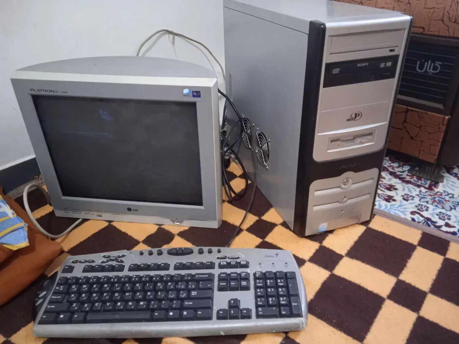 کامپیوتر سونی با مانیتور و صفه کلید سالم|رایانه رومیزی|خرمآباد, |دیوار