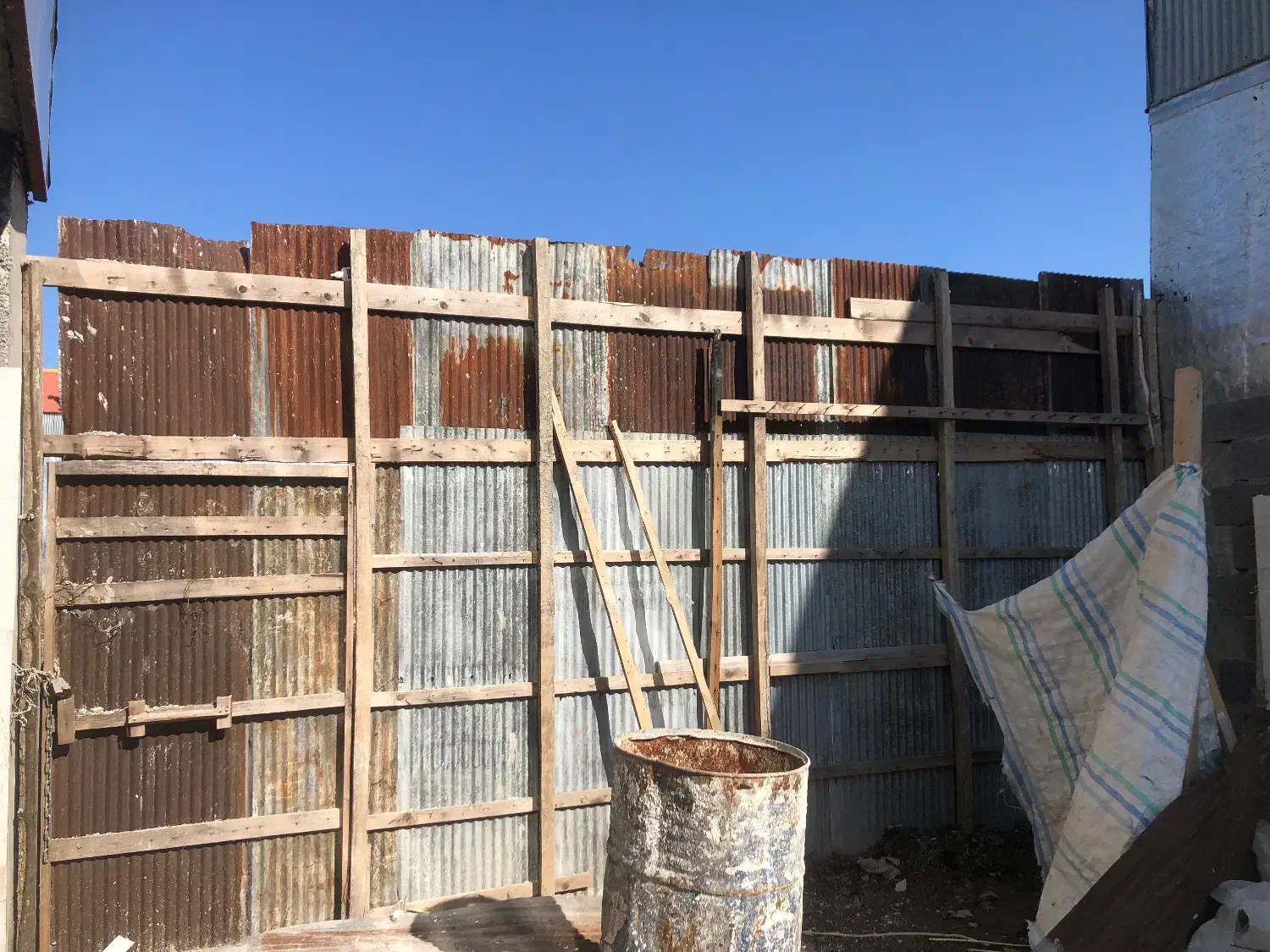 در حلبی|مصالح و تجهیزات ساختمان|رشت, جانبازان|دیوار