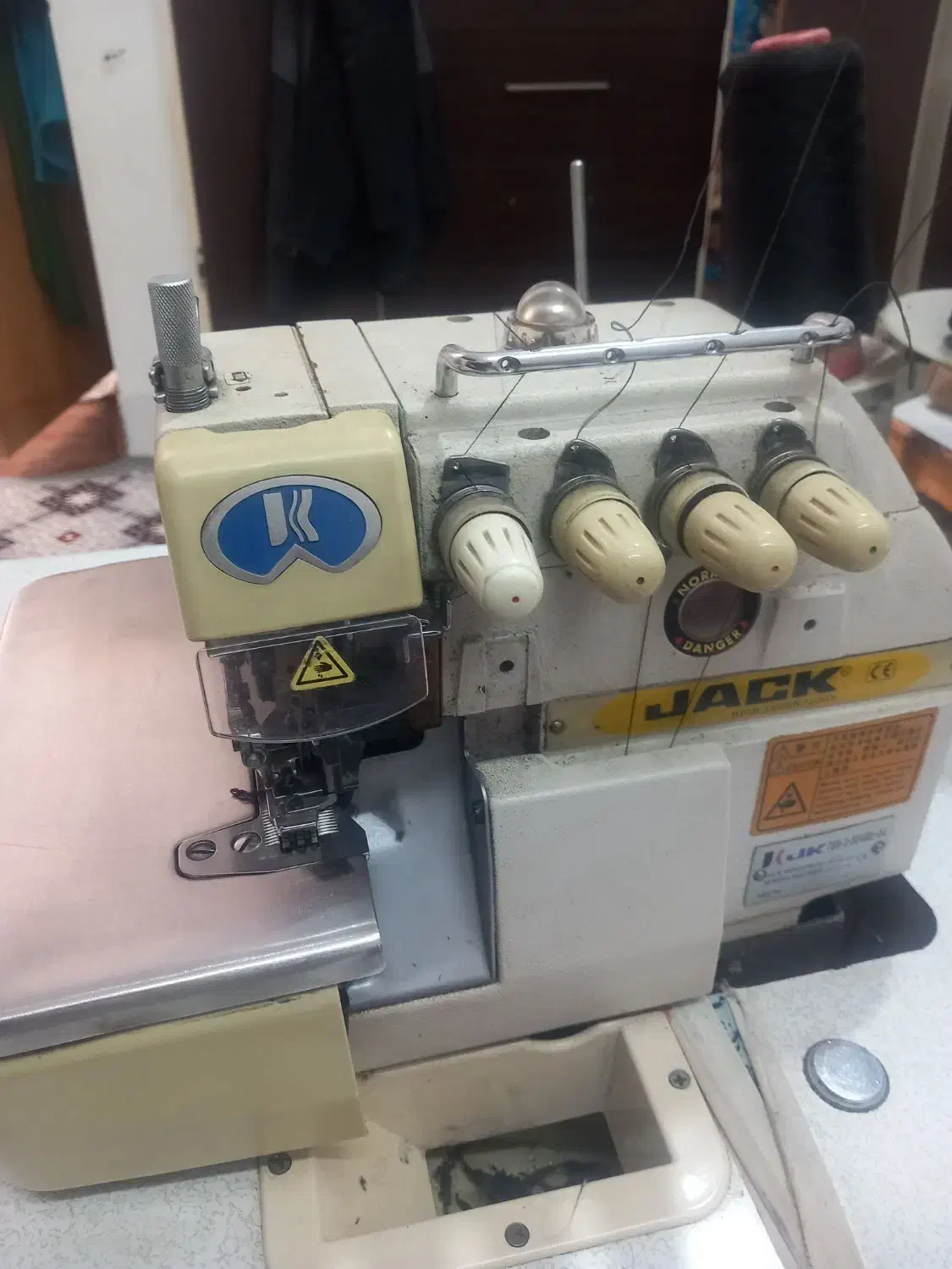 چرخ خیاطی|چرخ خیاطی و ریسندگی|خمین, |دیوار