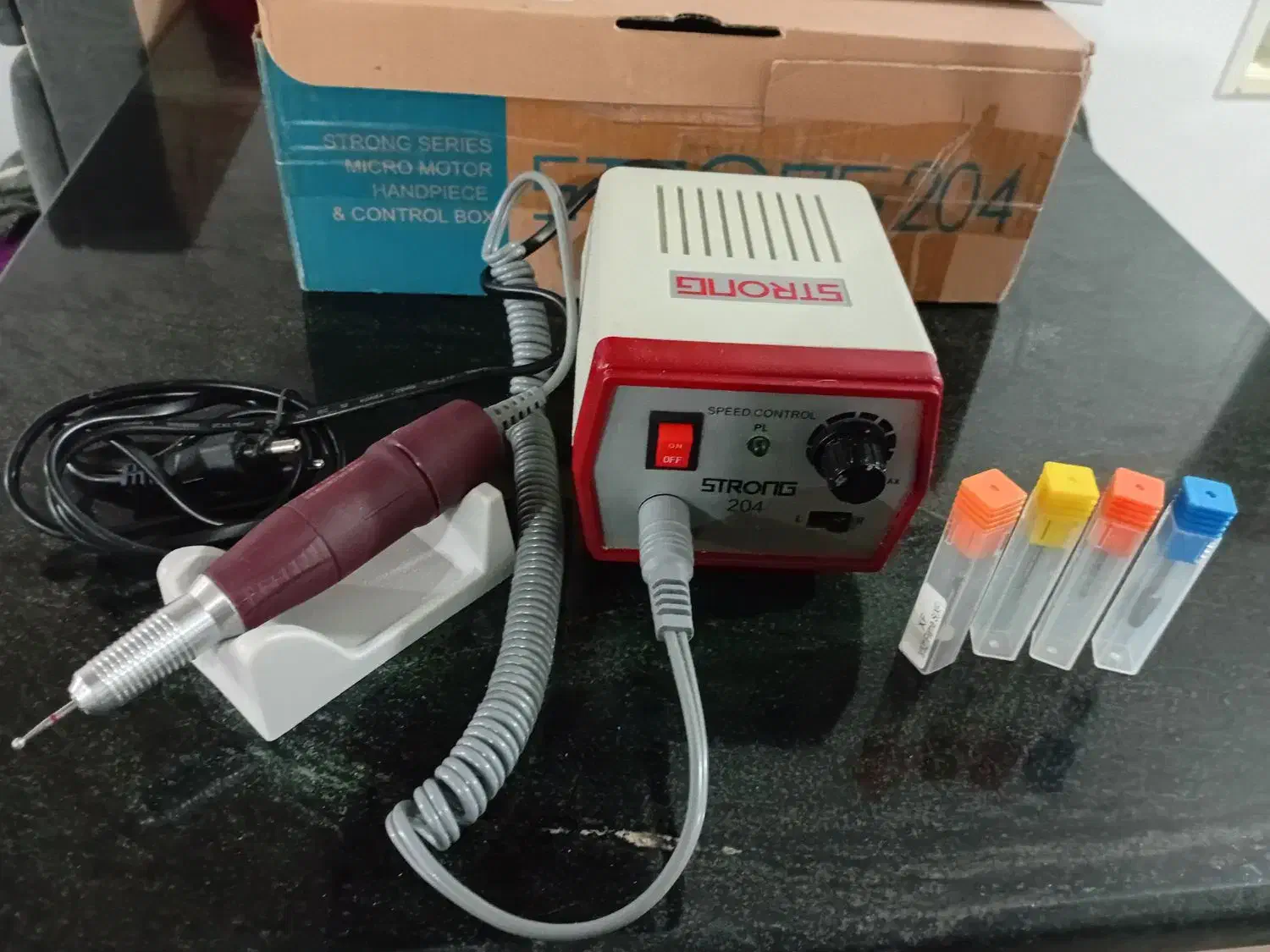 دستگاه مانیکوراسترانگ۲۰۴ودستگاه یوی|آرایشی، بهداشتی، درمانی|اردبیل, |دیوار