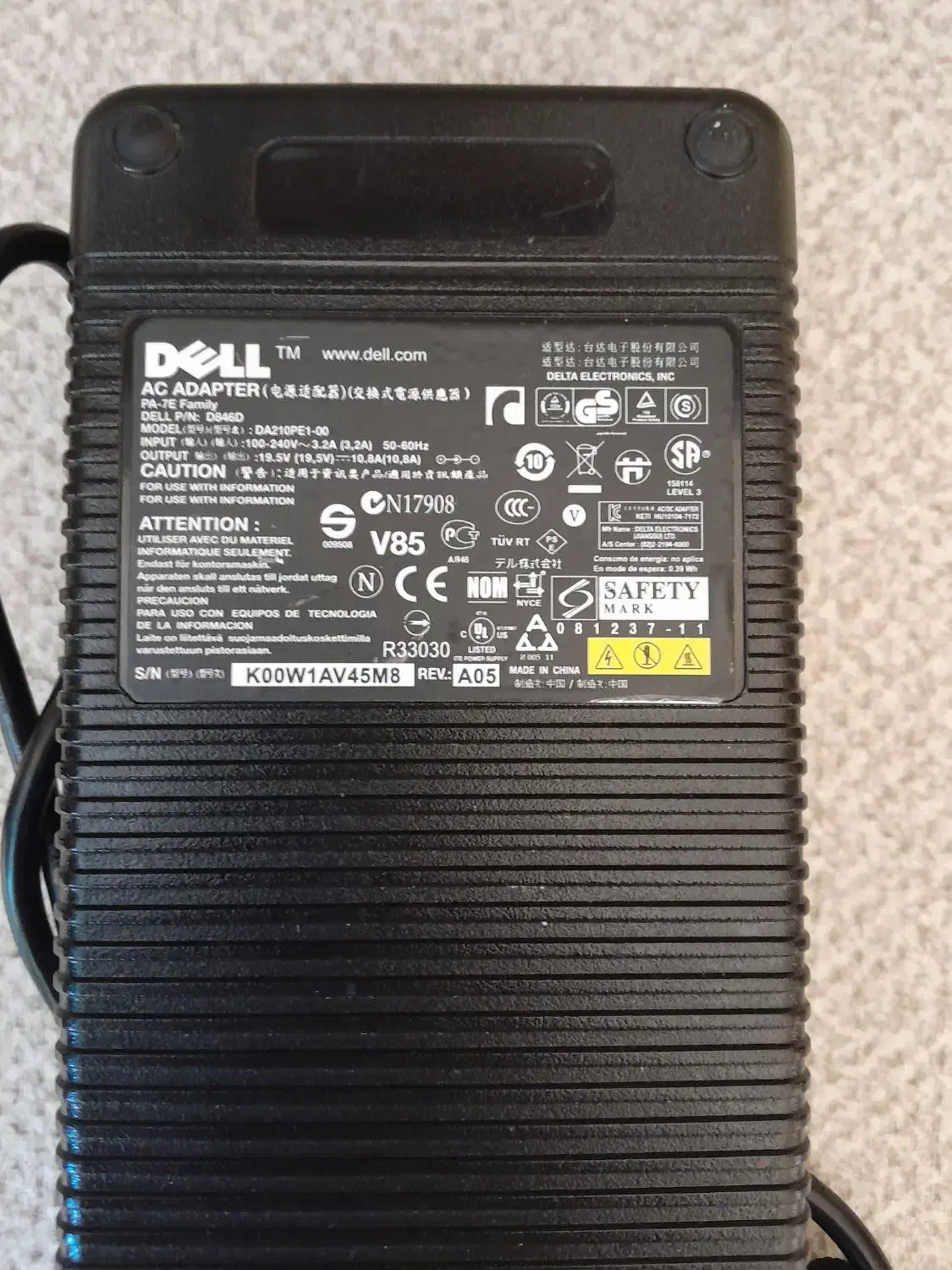 شارژر اصلی دل ۱۰.۸ امپر ۲۱۰ وات dell ادپتور|قطعات و لوازم جانبی رایانه|اصفهان, خلجا|دیوار