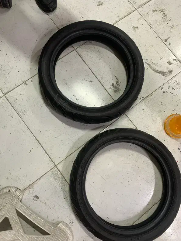 لاستیک اصلی کلیک|قطعات یدکی و لوازم جانبی|تهران, اوقاف|دیوار