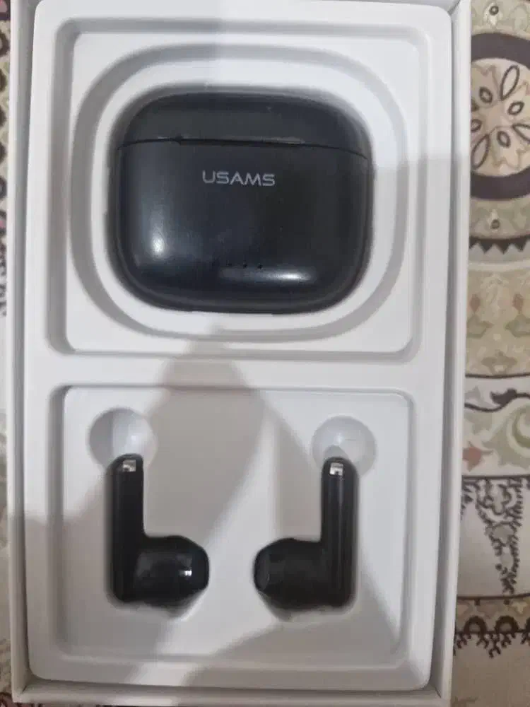 ایرپاد USAMS-US14سالم و تمیز کاملا نو اصل|لوازم جانبی موبایل و تبلت|شوشتر, |دیوار