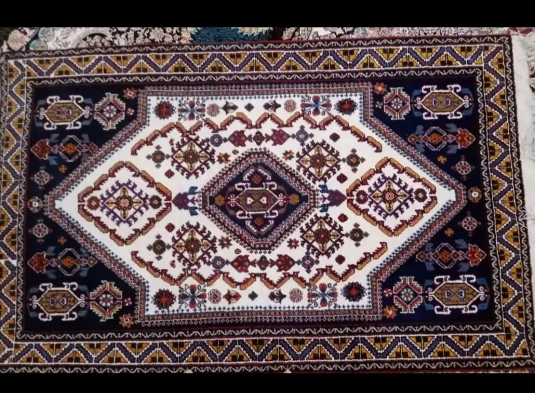 فروش قالیچه دست بافت|فرش|بندر کنگان, |دیوار